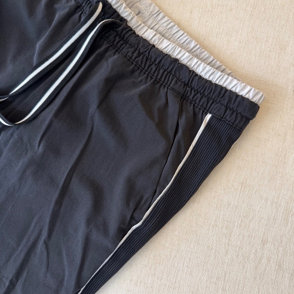 Athleta Brooklyn Jogger Black White Piping Pants Womens Size 6 - Picture 11 of 14